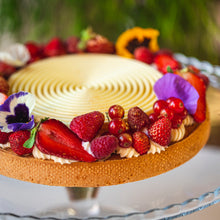 Load image into Gallery viewer, Mom cake