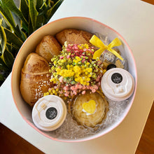 Load image into Gallery viewer, Flower Box