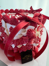 Load image into Gallery viewer, Torta Amore Mio
